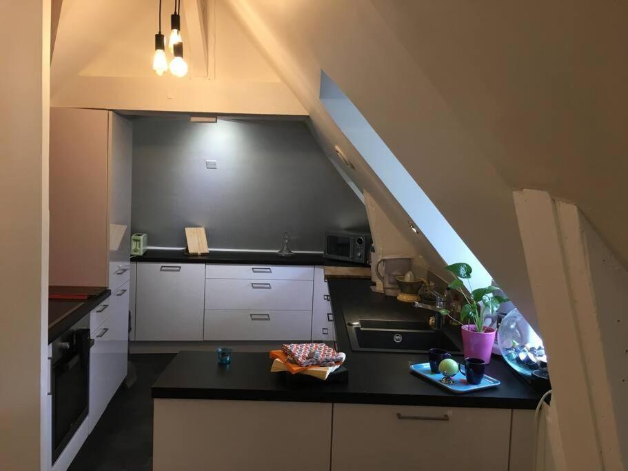 פואטייה Bel Appartement Climatise Plein Centre Ville מראה חיצוני תמונה